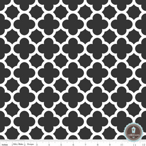 Riley Blake Quatrefoil Black